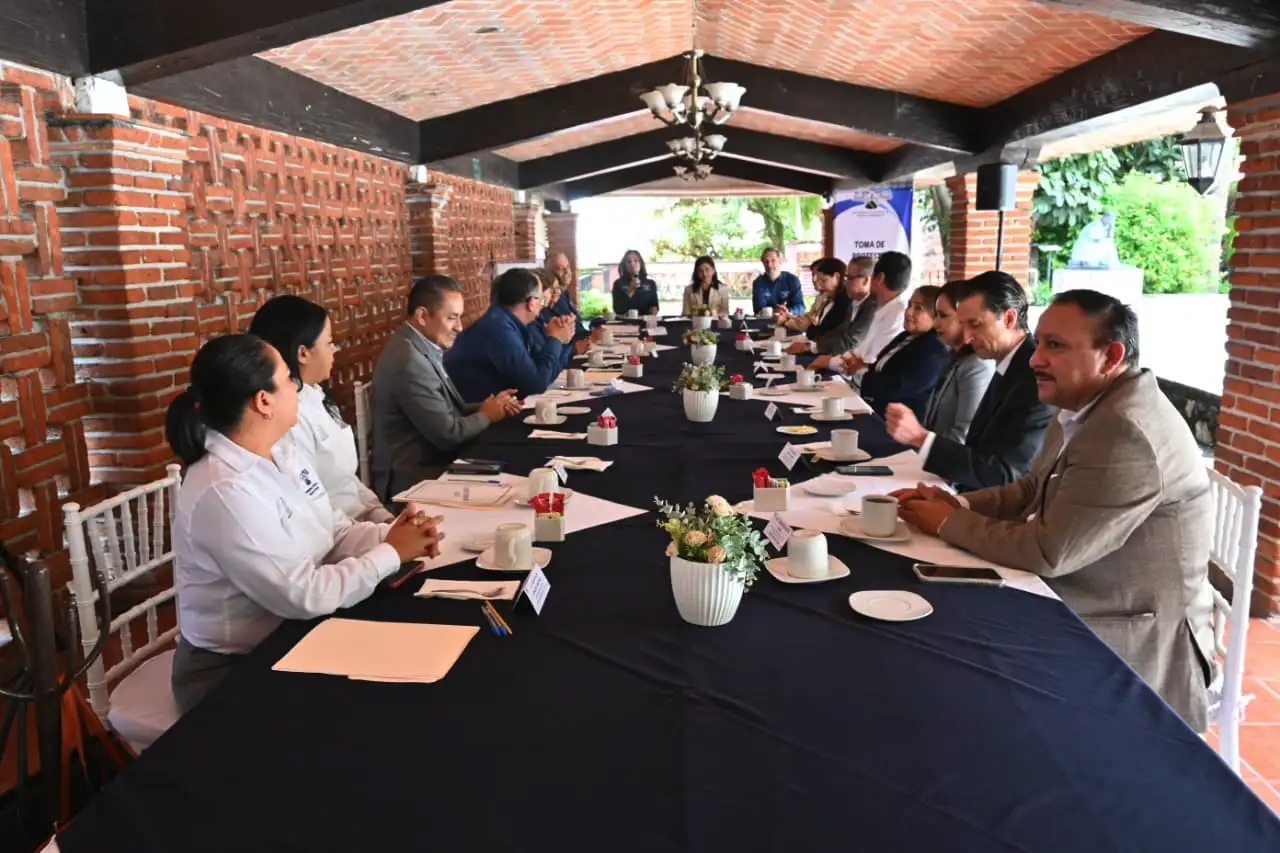 Junta de Gobierno UAEM8